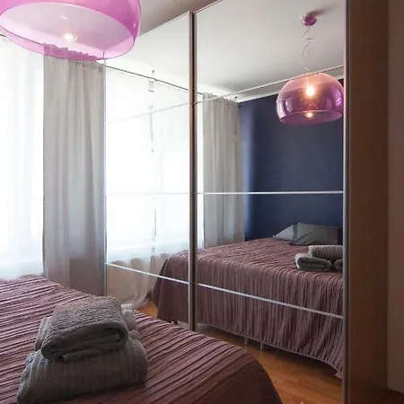 Bajka 09 -self Check - Free Parking Daire Bratislava