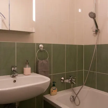 Bajka 09 -self Check - Free Parking * Bratislava