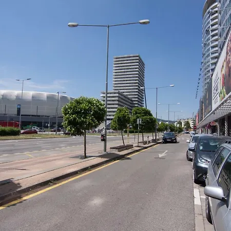 Bajka 09 -self Check - Free Parking * Братислава